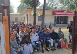 BJP leaders protest at district office in Rourkela