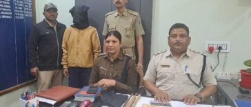 Police arresting mastermind involved in fake job advertisement scam in Sundargarh