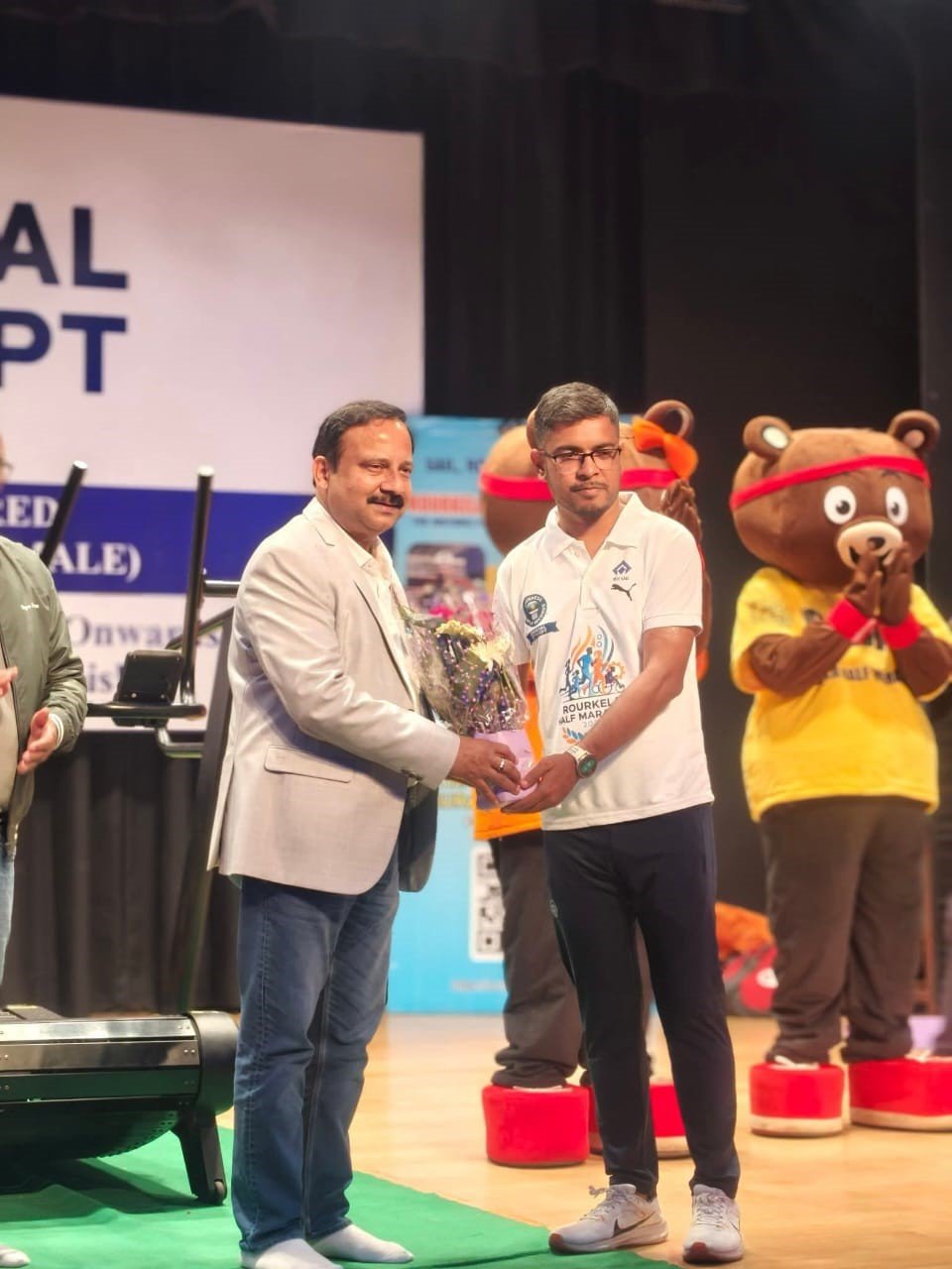 Sumit Kumar Singh Guinness World Record attempt during 48-hour manual treadmill run in Rourkela