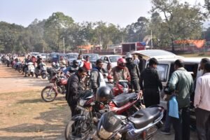 Vehicles waiting in queue for PUC Certificate in Rourkela
