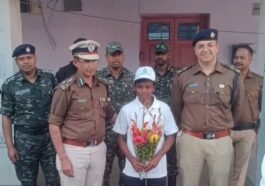 Inami Maoist Prabhu surrender in Rourkela before DIG and SP