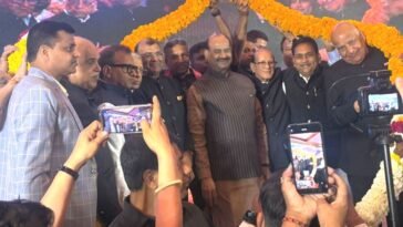 Poornmal Agrawal taking oath at national Agrawal conference