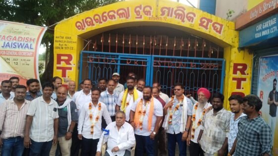 Vikas Singh elected President in RTOA Election at Rourkela Truck Owners Association